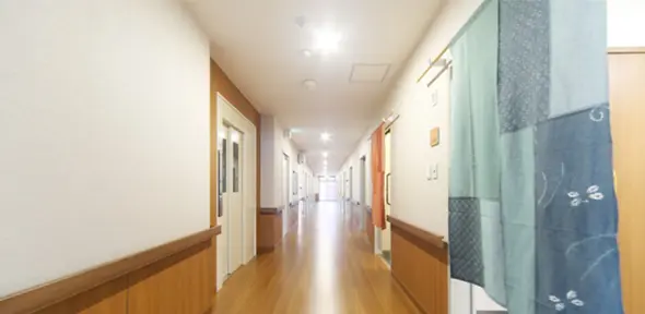 フローリングの廊下