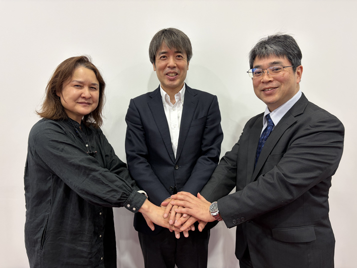 左から、東京大学 岩船由美子教授　積水化学工業(株)住宅カンパニー／住環境研究所 太田真人所長　東京大学 大岡龍三教授