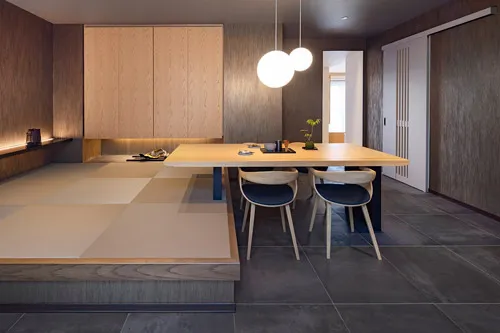 間接照明が灯る和洋ダイニング