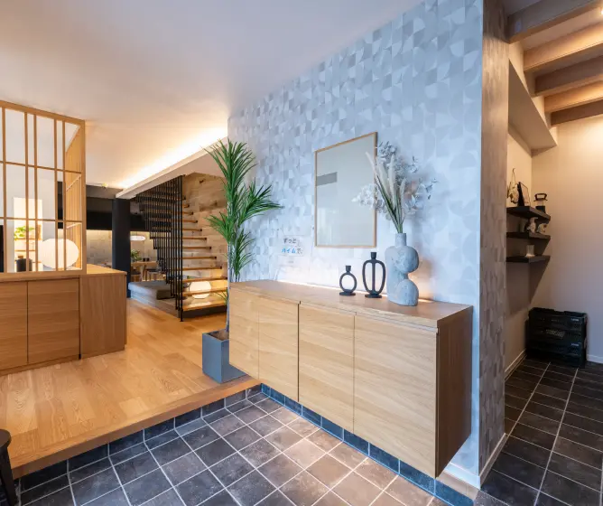 玄関土間に設けた手洗い