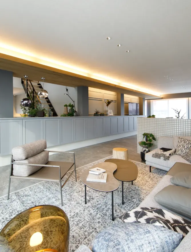 LDKのカウンター収納